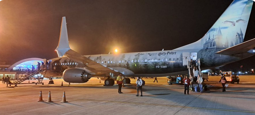 El Avión de Harry Potter de Gol Líneas Aéreas aterriza en el Aeropuerto Rosario